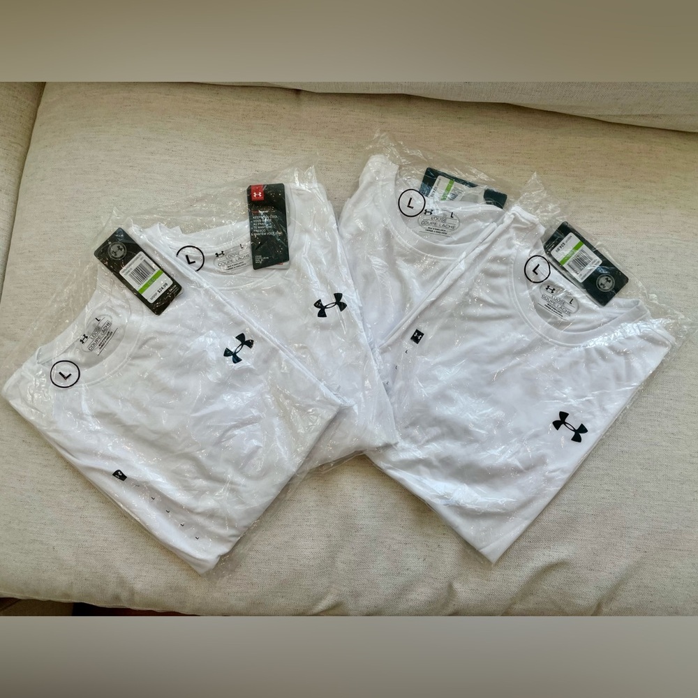 (Lot of 4) Under Armour Men's White Short Sleeve Tee